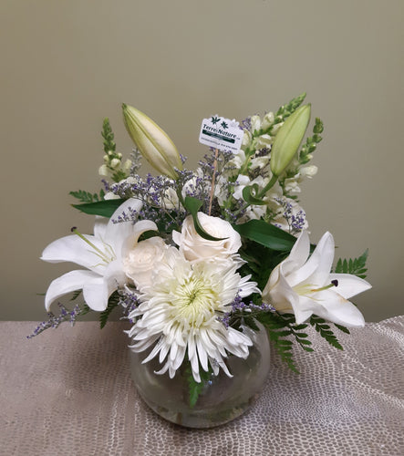 Bouquet champêtre avec Chrysanthèmes et Lys Orientaux