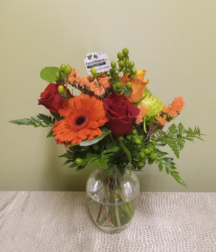 Bouquet aux teintes chaudes avec Roses et Gerberas