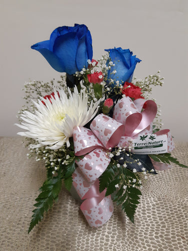 Bouquet avec Roses bleues et Chrysanthèmes