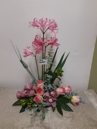 Bouquet avec Roses et Orchidées