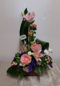 Bouquet élégant dans les tons de rose et bleu