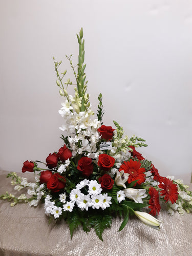 Superbe arrangement floral funéraire classique avec Roses et Orchidées