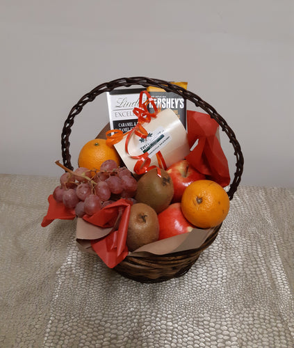 Panier gourmet de fruits et trio de chocolats