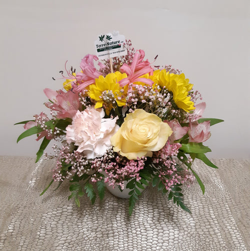 Bouquet dynamique avec Roses, Marguerites et Alstroemerias