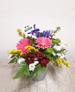 Bouquet champêtre et stylisé dans les tons de rose et violet